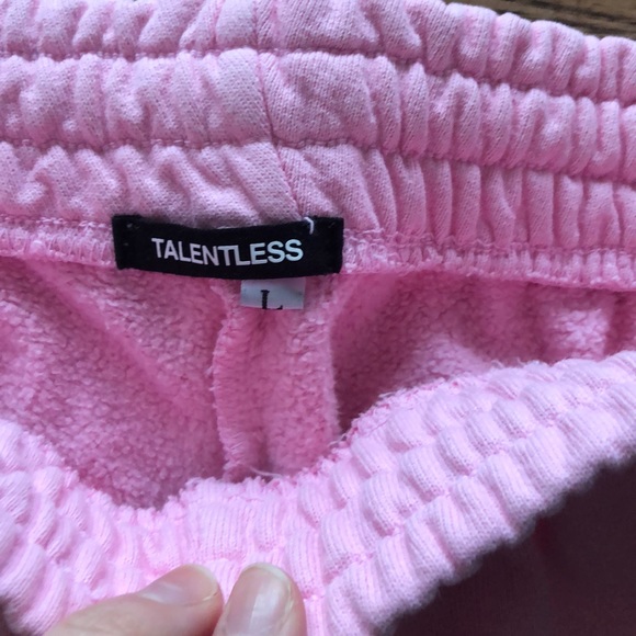 Talentless Turk and Caicos sweatpants - Picture 2 of 3
